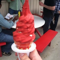 Photo taken at Mr. K&amp;#39;s Soft Ice Cream &amp;amp; Drive In by Eric H. on 5/8/2013