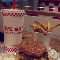 Photo taken at Five Guys by Jaz on 11/27/2016