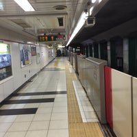 Photo taken at Shinjuku-gyoemmae Station (M10) by Japan81 on 11/29/2015