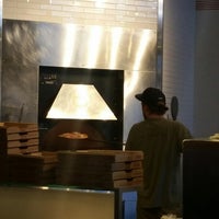 4/27/2018にJohn R.がMod Pizzaで撮った写真