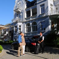 8/19/2014 tarihinde Vier Jahreszeiten Hotelsziyaretçi tarafından Hotel Vier Jahreszeiten Kühlungsborn'de çekilen fotoğraf