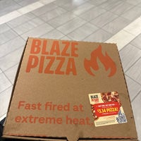 3/4/2024 tarihinde Nima M.ziyaretçi tarafından Blaze Pizza'de çekilen fotoğraf