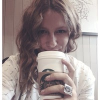 Photo taken at Starbucks by Eline 🍉 D. on 9/12/2014