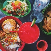 Das Foto wurde bei El Charro Mexican Dining von El Charro Mexican Dining am 10/24/2016 aufgenommen