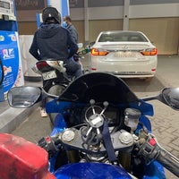 Photo taken at AlDrees Petrol 239 by Omar Tw 🏍️ on 1/26/2022