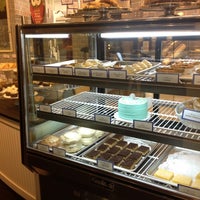 Foto tomada en Towne Bakery  por Aliesha el 11/5/2012