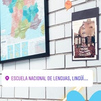 รูปภาพถ่ายที่ Escuela Nacional de Lenguas, Lingüística y Traducción (ENALLT) UNAM โดย Maika A. เมื่อ 9/21/2018
