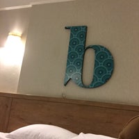 Photo taken at Hotel Bencoolen by Palm M. on 2/27/2018