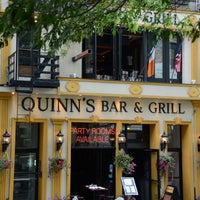 Foto tomada en Quinn&amp;#39;s Bar &amp;amp; Grill  por Quinn&amp;#39;s Bar &amp;amp; Grill el 8/28/2014