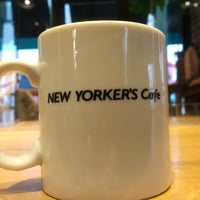 Photo taken at NEW YORKER&amp;#39;S Cafe by hiro m. on 12/30/2021