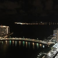 8/18/2015에 Bader A.님이 Viceroy Miami Hotel Pool에서 찍은 사진