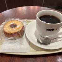 Photo taken at Doutor Coffee Shop by Yu on 2/4/2024