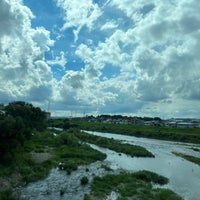 Photo taken at 多摩川橋梁 by Yu on 8/26/2023