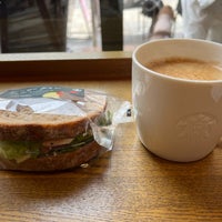 Photo taken at Starbucks by Yu on 2/19/2023