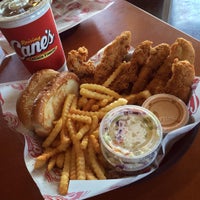 Photo taken at Raising Cane&amp;#39;s Chicken Fingers by Nummy M. on 9/12/2015