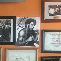 5/21/2018에 Omar-Jeffrey D.님이 Anntony&amp;#39;s Caribbean Cafe에서 찍은 사진