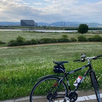 Photo taken at 淀川河川公園 枚方地区 by カポ に. on 5/11/2022