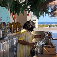 Foto tirada no(a) SipSip Calypso Rum Bar por Kara S. em 4/14/2024