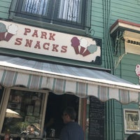 Foto tirada no(a) Park Snacks por Gabriela O. em 6/11/2017