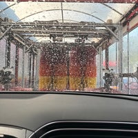Photo taken at Carwash Coyoacán by Andy M. on 11/8/2023