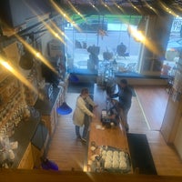 Photo prise au Northern Light Espresso Bar &amp;amp; Cafe par Karen C. le10/18/2021