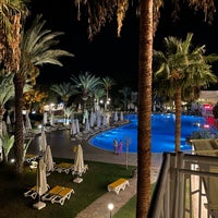 Foto diambil di DoubleTree by Hilton Bodrum Isil Club Resort oleh Safiye Y. pada 10/6/2022