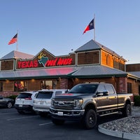 Photo taken at Texas Roadhouse by Jon S. on 6/26/2022
