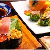 Foto tirada no(a) Yummy Grill &amp;amp; Sushi por Yummy Grill &amp;amp; Sushi em 8/25/2014