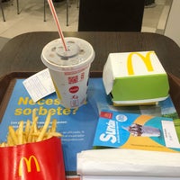 Photo taken at McDonald&amp;#39;s by Danilo R. on 4/3/2019