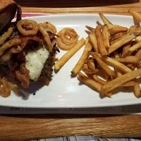 Photo taken at Applebee&amp;#39;s Grill + Bar by Jason D. on 9/26/2017