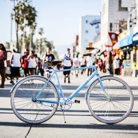 8/26/2014 tarihinde Solé Bicyclesziyaretçi tarafından Solé Bicycles'de çekilen fotoğraf