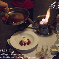 Foto tirada no(a) La Yerra por Restaurante La Yerra em 10/2/2014