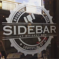 รูปภาพถ่ายที่ Sidebar at Whiskey Row โดย Vincent C. เมื่อ 7/24/2021