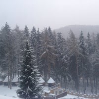 รูปภาพถ่ายที่ SPA hotel Zámek Lužec โดย Коля К. เมื่อ 1/4/2015