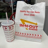 Photo taken at In-N-Out Burger by Theooooooo on 10/9/2023