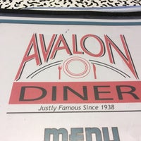 Foto tomada en Avalon Diner  por Theooooooo el 3/26/2018