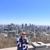 Das Foto wurde bei Le Centre Sheraton Montreal Hotel von Okan A. am 5/10/2022 aufgenommen