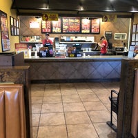 Photo taken at Zaxby&amp;#39;s Chicken Fingers &amp;amp; Buffalo Wings by Jeff P. on 10/6/2018