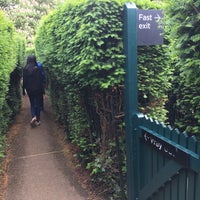 Photo taken at Hampton Court Palace Maze by Alexandr K. on 6/17/2018