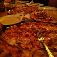 11/3/2012 tarihinde Burkieziyaretçi tarafından Prégo Pizza'de çekilen fotoğraf