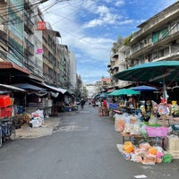 Photo taken at Mahanak Market by KYT on 8/7/2022