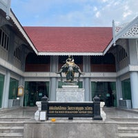Photo taken at Wat Thewarat Kunchorn Worawiharn by kor_koi on 1/24/2024