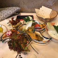 10/20/2017 tarihinde Babak G.ziyaretçi tarafından Shiraz Restaurant Darmstadt'de çekilen fotoğraf