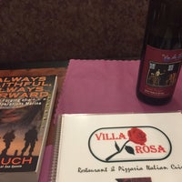 6/28/2015 tarihinde Scott C.ziyaretçi tarafından Villa Rosa Pizza &amp;amp; Restaurant'de çekilen fotoğraf