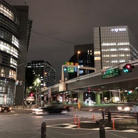 Photo taken at Tameike Intersection by のあママ*゜ on 9/29/2020