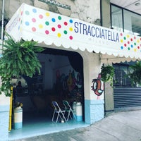 รูปภาพถ่ายที่ Stracciatella โดย Zulma Z. เมื่อ 4/8/2018