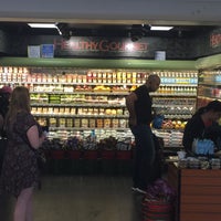Photo taken at Healthy Gourmet by Frank on 7/23/2017