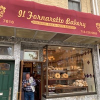 Photo taken at Il Fornaretto Bakery by Frank on 10/23/2022