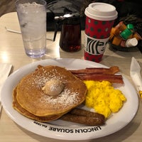 Photo taken at Lincoln Square Pancake House by Frank on 12/2/2019