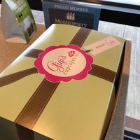 Das Foto wurde bei Gigi&amp;#39;s Cupcakes von Frank am 12/6/2017 aufgenommen